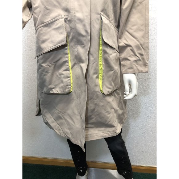 NEW- Women's Windbreaker/Rain Jacket Size Small. E - Picture 5 of 7
